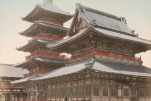 Shitenno-ji-main-hall-and-pagoda