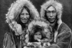 inupiat-family-alaska