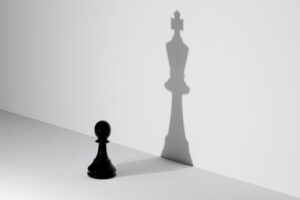 Leadership - King and Pawn Chess