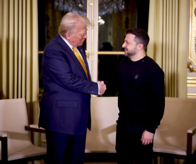 Volodymyr Zelenskyy meets with Trump and Macron in Paris