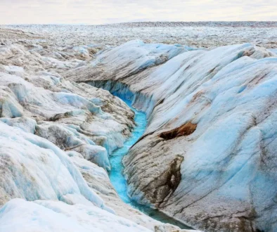 greenland-ice-sheet_crevasses_cracking_rapid-pace_1m-1400x850