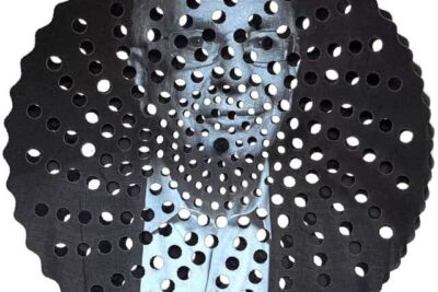 14LazariRadekSinger-animation-still-square640-v2