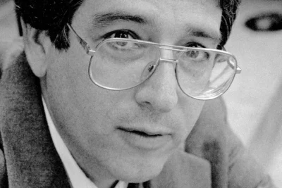 23Zeskind--01-phfm-superJumbo