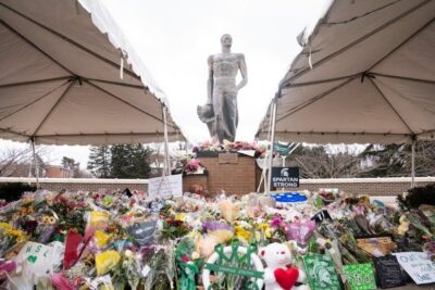 e5a01852-44b1-49f1-957e-eabc05761b0e.sized-1000x1000-1