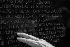 26DC-WALL-hand-superJumbo