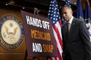 Dayen-Medicaid20cuts20050725