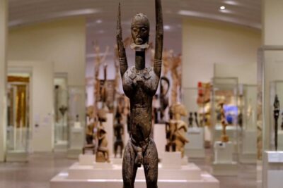 Screenshot 2025-05-29 at 07-08-31 The Met’s Renovated Rockefeller Wing Will Have Your Eyes Spinning - The New York Times