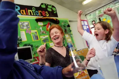 bdda4c8b7947ea25a5ae1b1c099ea8b060d0a3b4-1