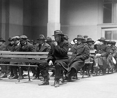 palmer-raids-men-waiting