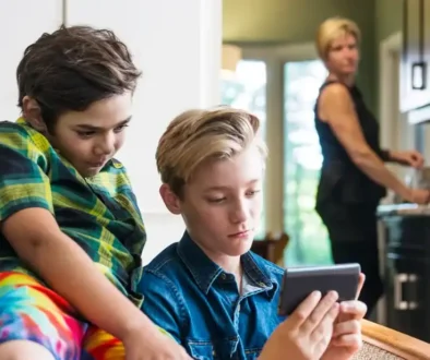 boys-looking-at-phone