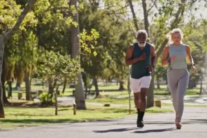 Couple-running-1200x633.jpg