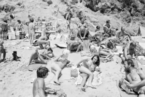 Tod-Papageorge-beach-LA-nude-1200x800