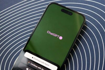 chatgpt-iphone-app-hands-on-e1754254024972