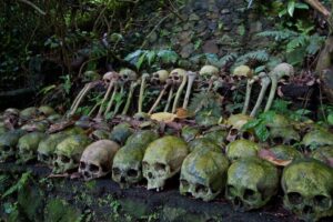 trunyan-cemetery-2