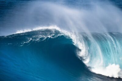 what_forms_perfect_wave