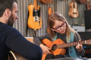 Guitar-lessons-1200x675
