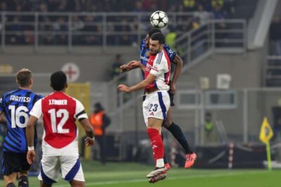 Soccer-heading-1200x800-1