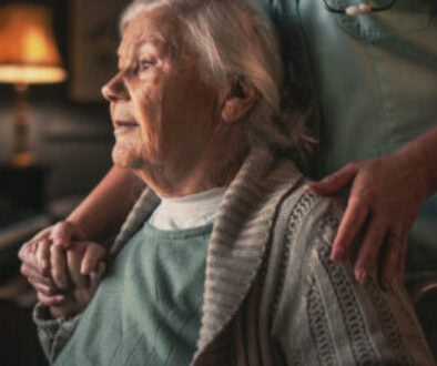 older_woman_home_AD-642x260-1