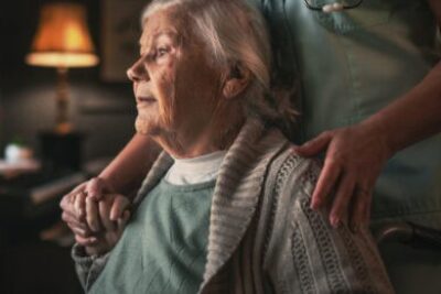 older_woman_home_AD-642x260-1