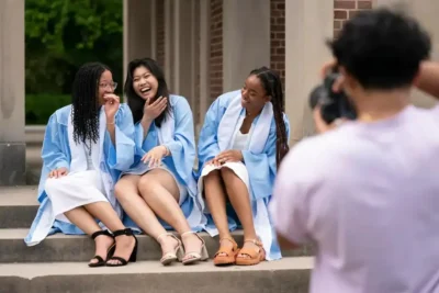 202511180415MCT_____PHOTO____US-NEWS-CMP-ACCREDITATION-POLITICS-GET