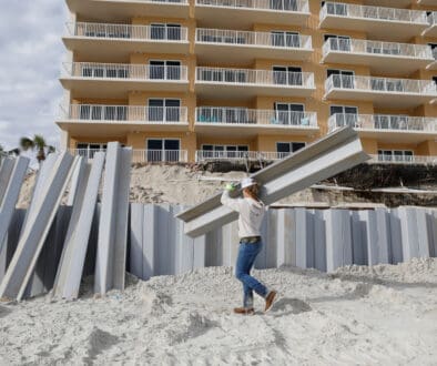 Daytona-Beach-seawall