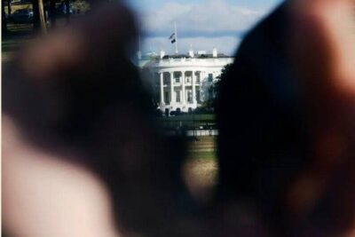 Screenshot 2025-11-16 at 08-57-56 Opinion The Questions the Epstein Emails Haven’t Answered - The New… Reader View