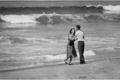 Screenshot 2025-11-16 at 09-01-59 “Tragedy by the Sea” Photo A Dreadful Incident that Changed a Couple's Life Forever 1955 - Rare Historical Photos Reader View