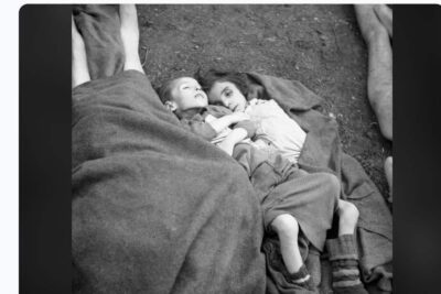 Screenshot 2025-11-17 at 10-12-12 HistoryPorn Exploring the past through historical photographs