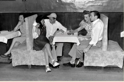 Screenshot 2025-11-18 at 07-52-20 Last Days of Shanghai Jack Birns' Photos Document a Glimpse of China from 1947 to 1949 - Rare Historical Photos Reader View