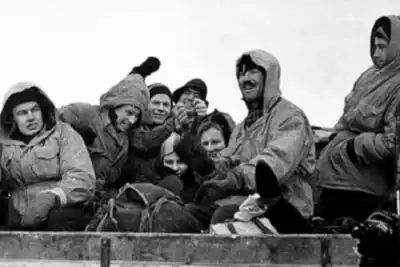 eight-of-the-nine-dyatlov-pass-russian-student-hikers-later-v0-rp5slz1lcpyf1