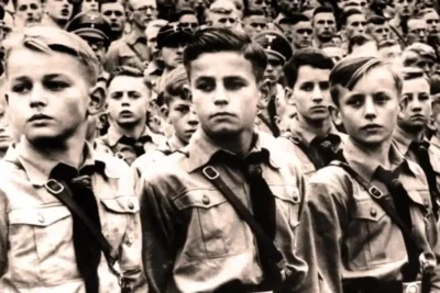 hitler-youth-parade-circa-1936-1170-x-1162-v0-k3gfakigzd0g1