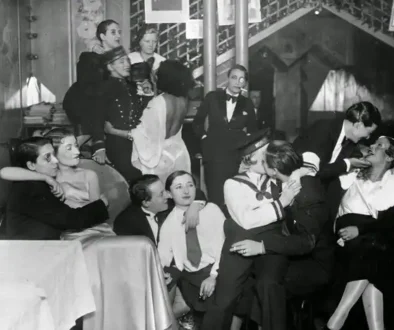 inside-le-monocle-photographed-by-brassaï-in-1932-le-v0-ojjnrmsfly5g1