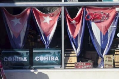 00nat-50states-florida-19322-cover-verticalTwoByThree735