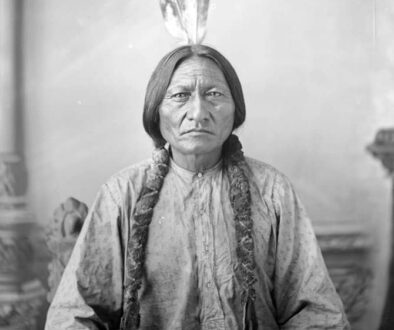 Sitting_Bull_by_D_F_Barry_ca_1883_Dakota_Territory