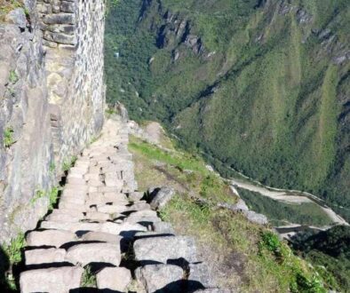 stairs-of-death-huayna-picchu-1