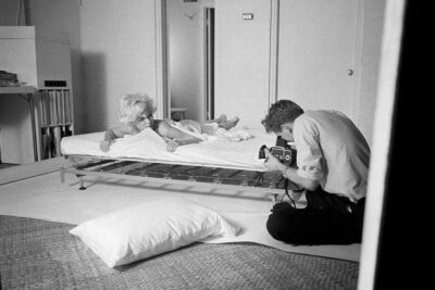 Marilyn-Monroe-and-Douglas-self-portrait-Hollywod-1961-03-1-scaled