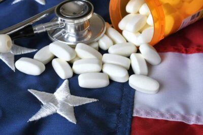 United,States,America,Healthcare,Medical,Concept,-,White,Pills,Stethoscope