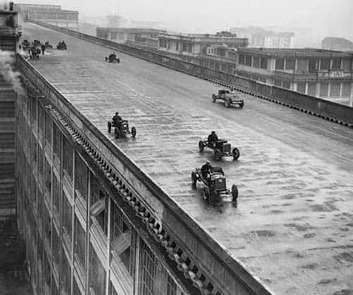 When Cars Raced on the Roof: Fiat’s Incredible Lingotto Racetrack – Rare Historical Photos