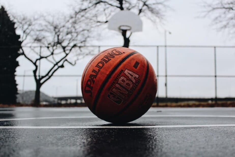 Science Reveals What Separates Accurate Three-Point Shooters From Everyone Else