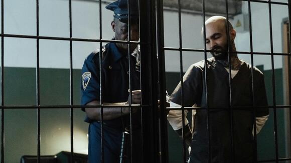 12 of the boldest prison escapes in history