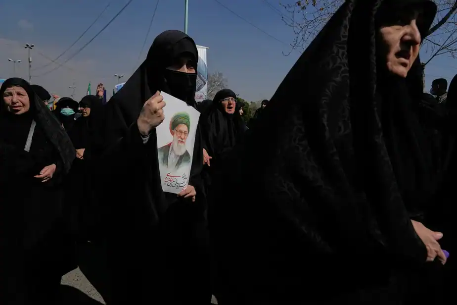 Intel report warns large-scale war ‘unlikely’ to oust Iran’s regime