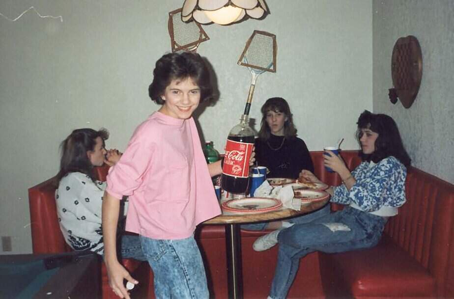 Rare Photos Show What Party Life Really Looked Like in the 1980s