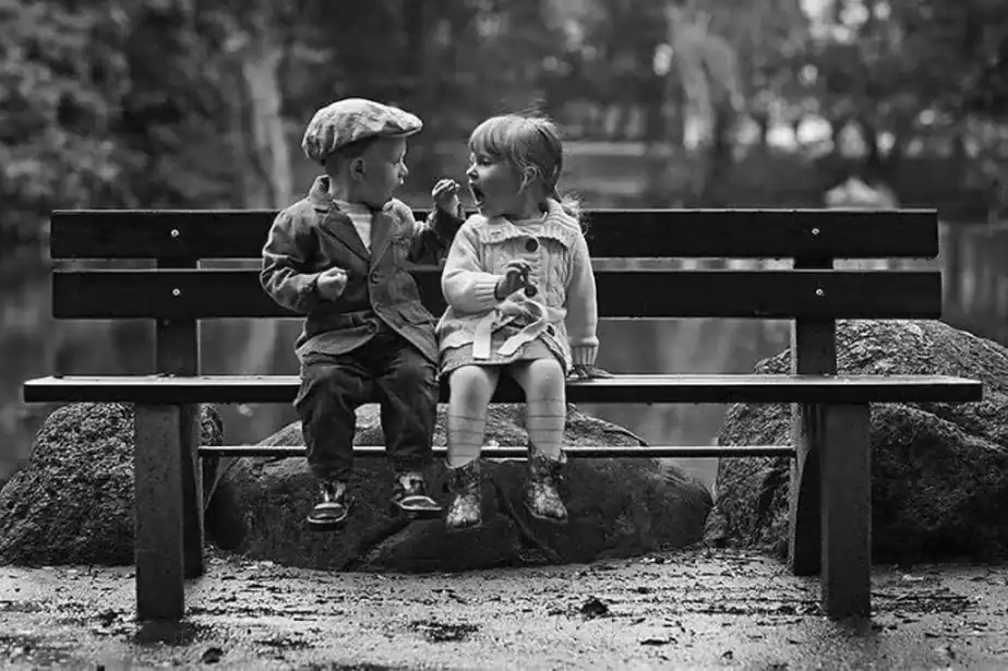 40 Monochrome Pics Capturing The Charm Of Childhood Over The Years, As Shared By This Community
