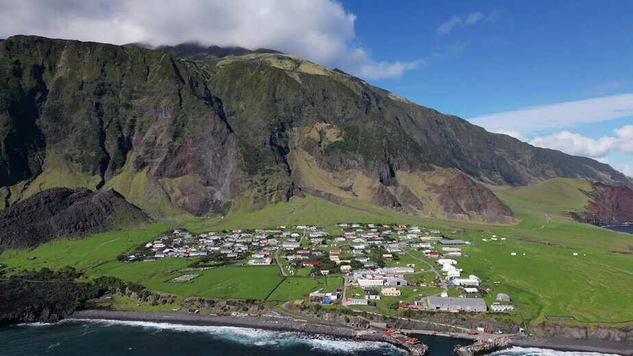 Tristan da Cunha: The busiest place you’ve never seen : NPR