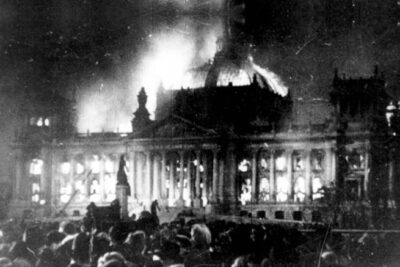 The German Reichstag Fire Sparked Hitler’s Rise to Power – LOST IN HISTORY