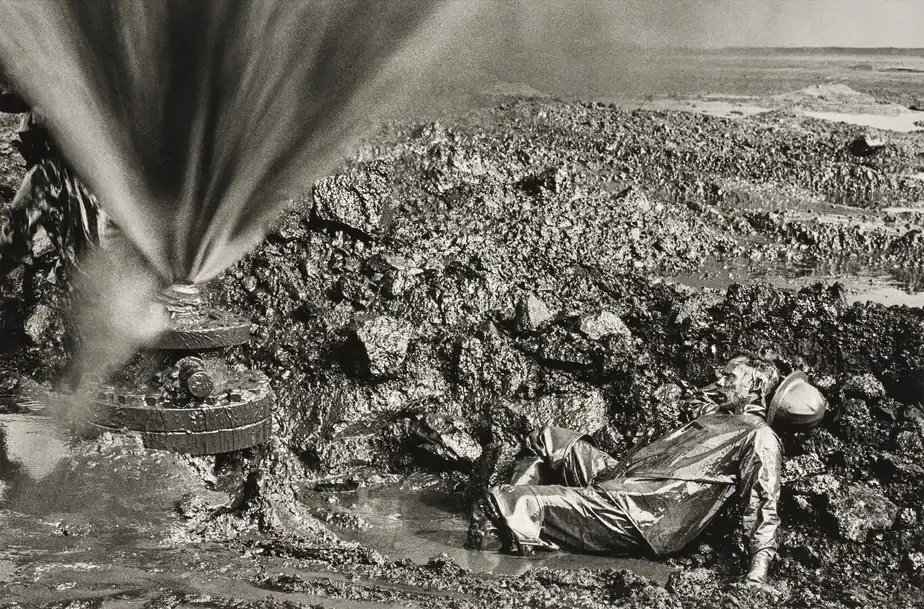 From gold mine to auction house: what Sebastiao Salgado’s latest print sale teaches us about making photos that…