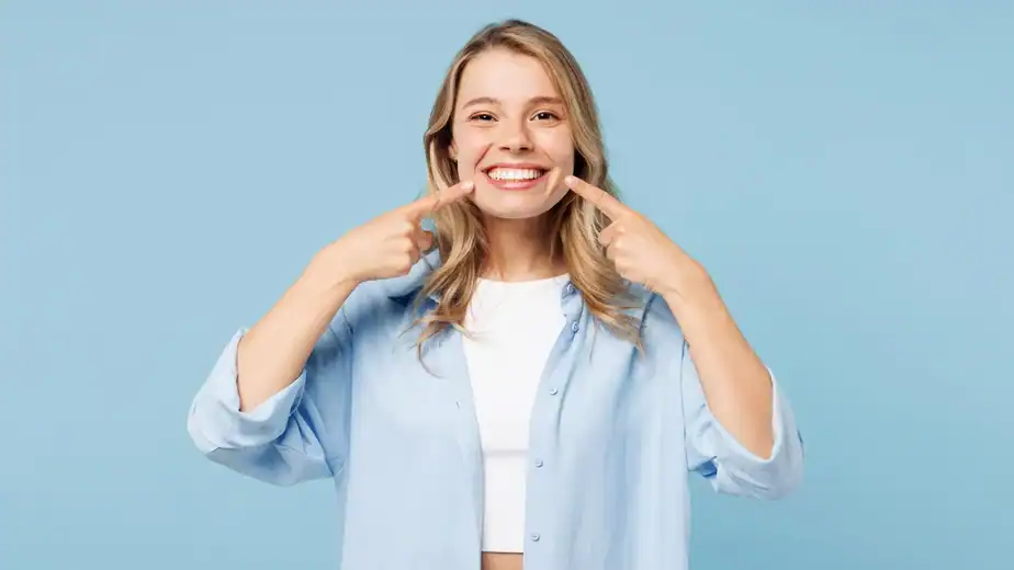 New toothpaste stops gum disease without killing good bacteria | ScienceDaily