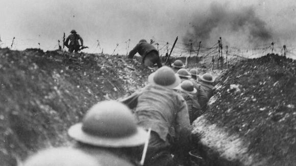 This photograph is nearly 110 years old, but it still creates a knot in my stomach. Tense WWI photo proves that the key to a good image is the emotional reaction it creates