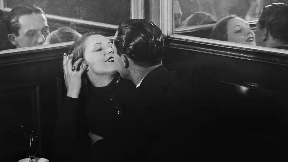 ‘When nothing was taboo’: 10 intimate images of a lost, decadent 1930s Paris