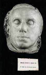 “Beauty Doesn’t Reach Me” by Richard Byrne is a compelling nonfiction investigation into the death mask of antifascist playwright Ernst Toller, created hours after his 1939 suicide in New York.